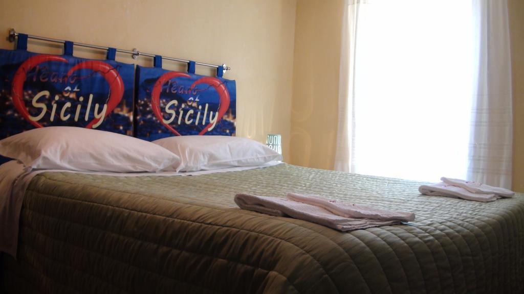Heart Of Sicily Hotel Mistretta Exterior photo